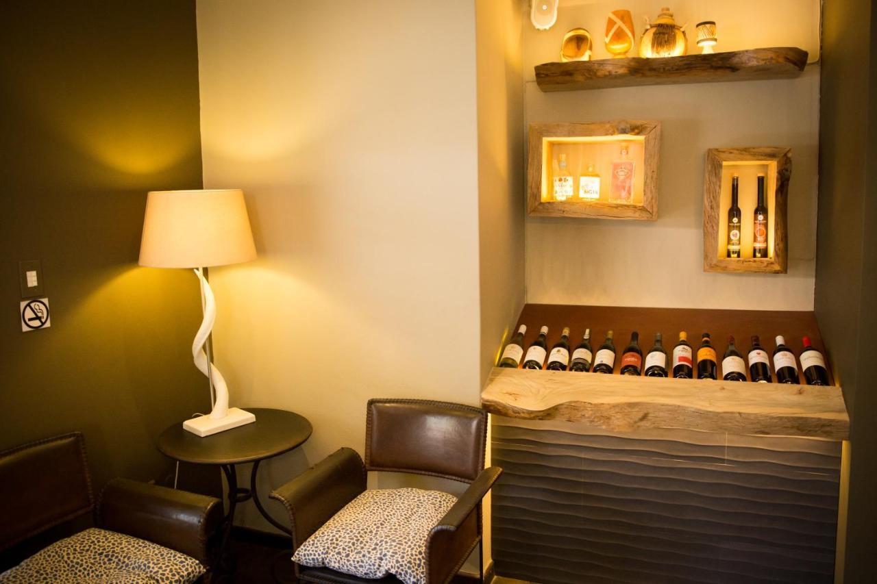 ווינדהוק Olive Grove Guesthouse מראה חיצוני תמונה