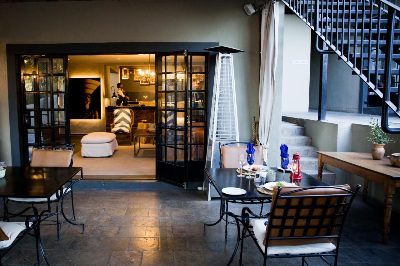 ווינדהוק Olive Grove Guesthouse מראה חיצוני תמונה